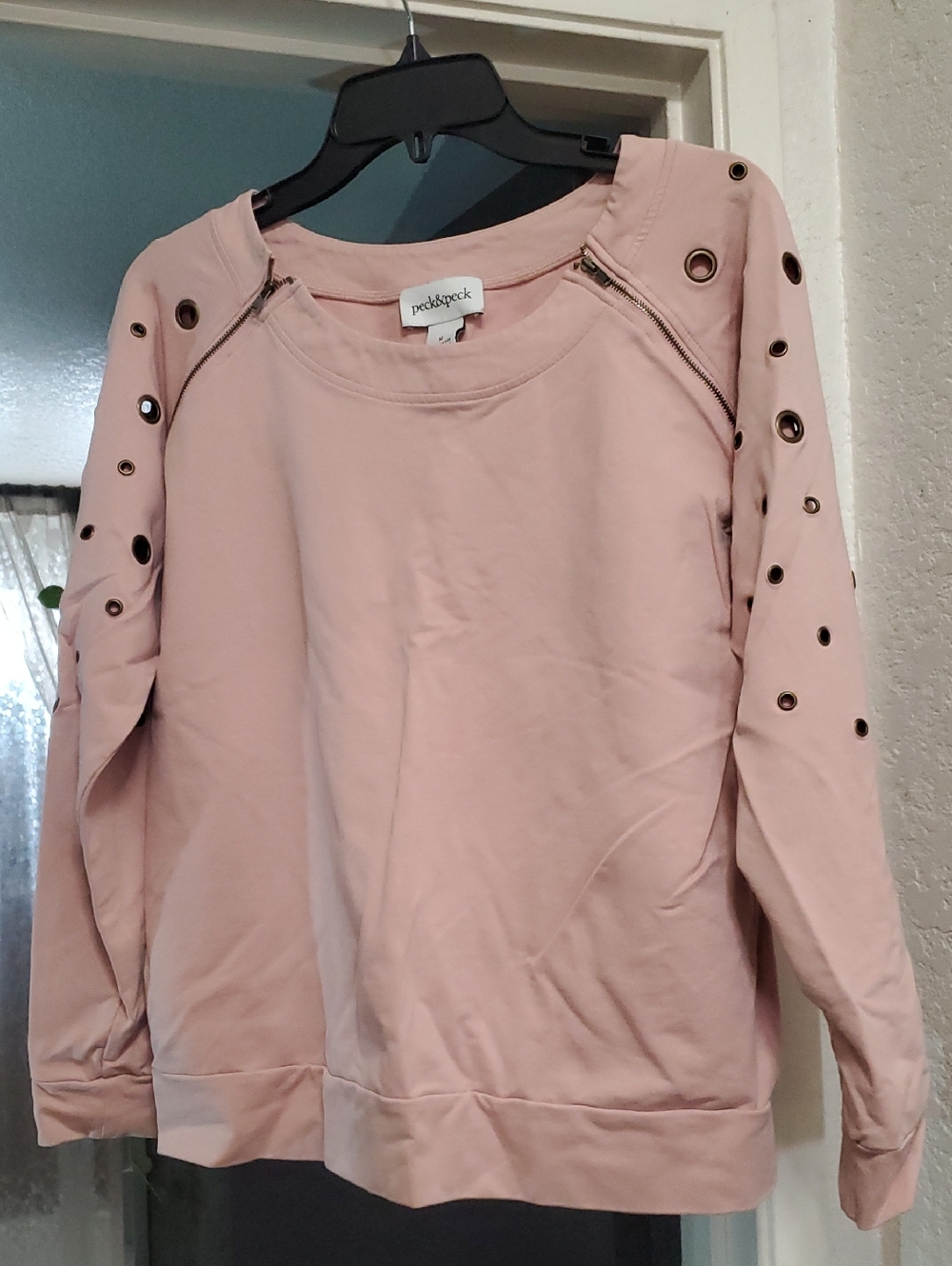 Peck & Peck Dusty Blush Eyelet Sleeve Sweatshirt
